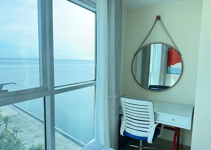 Playful 1br With Magnificant Bayview Garden View Near Okada, Solaire, Aiports * Manila