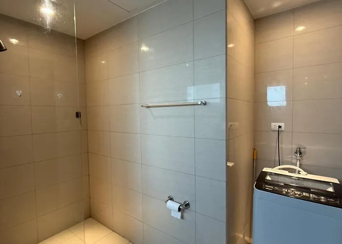 Playful 1br With Magnificant Bayview Garden View Near Okada, Solaire, Aiports Apartment Manila